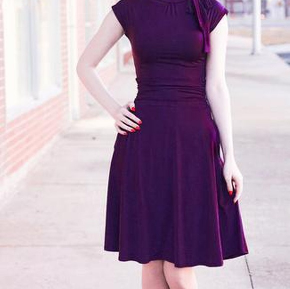 Modcloth Dresses & Skirts - NWOT Retrolicious Bombshell Dress in Plum Large